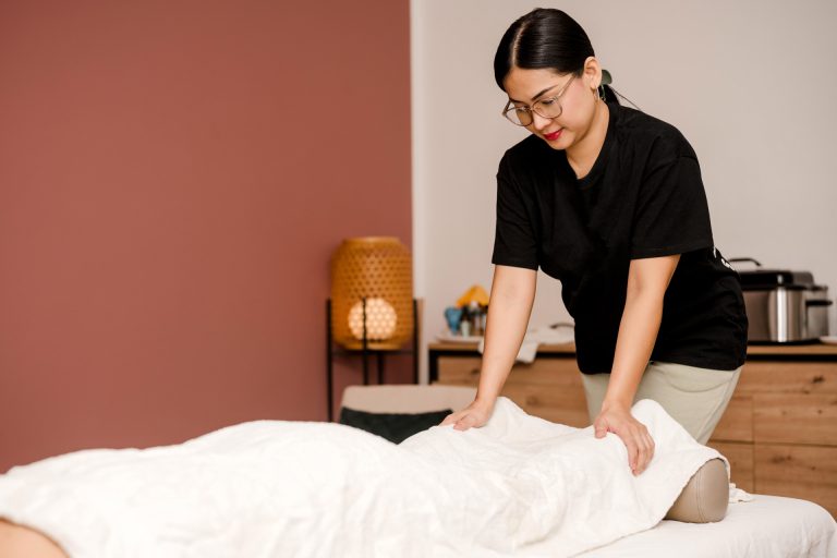 Nuad Naman - Thaioelmassage